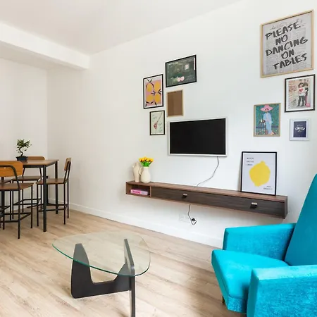2 Pieces-moderne-proche Paris Apartment Levallois-Perret